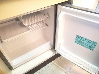 y̑ݔz@~j①ɕt