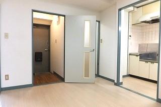 �y�L�b�`���z�@