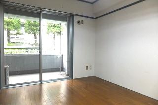 �y�����E���r���O�z�@���m��6�����@�������ɂ��d�l���قȂ�܂�
