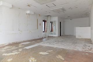 �y���̑��z�@���e�i���g���̗l�q�@2�K��