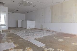 �y���̑��z�@���e�i���g���̗l�q�@2�K��