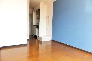 �y���ԁE���r���O�z�@