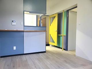 �y���ԁE���r���O�z�@���t�@�~���[�E�J�b�v���E���[���V�F�A���ɂ��X�X���I��