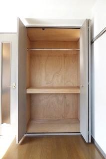 �y���[�z�@���傫�Ȏ��[�N���[�[�b�g�t����