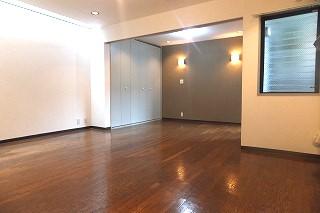 �y���ԁE���r���O�z�@��LDK��14����