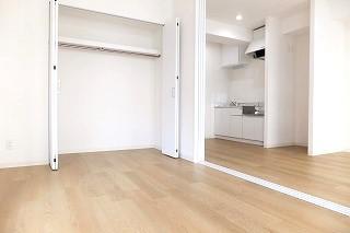 �y�����E���r���O�z�@��������̂�������2�ʍ̌��ł���