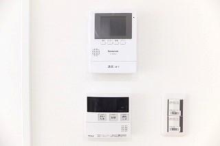 �y���̑��ݔ��z�@�����j�^�[�t�C���^�[�z���ݒu�ρ�