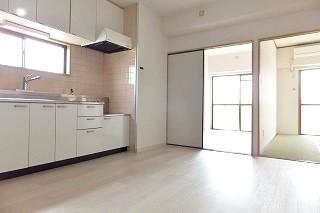 �y���ԁE���r���O�z�@��DK7.5����