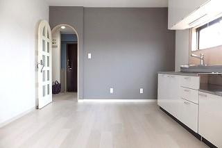 �y���ԁE���r���O�z�@