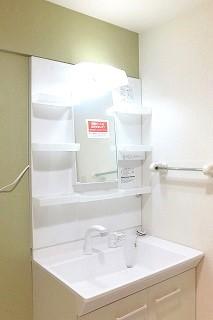 �y���ʏ��z�@���V�����[�t�����ʉ��ϑ�@���ʏ��͓Ɨ����Ă��܂���