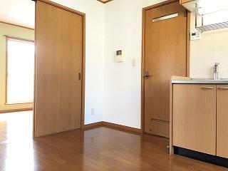 �y���ԁE���r���O�z�@���t�@�~���[�E�J�b�v���E���[���V�F�A���ɂ��X�X���I��