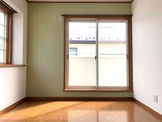 �y�����E���r���O�z�@