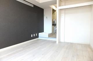 �y���ԁE���r���O�z�@