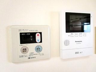 �y���̑��ݔ��z�@�����j�^�[�t�C���^�[�z���ݒu�ρ�