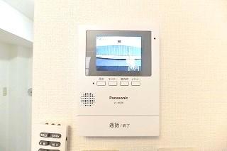 �y���̑��ݔ��z�@�����j�^�[�t�C���^�[�z���ݒu�ρ�