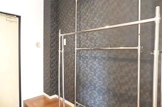 �y���[�z�@�����[�͍L���E�H�[�N�C���N���[�[�b�g��