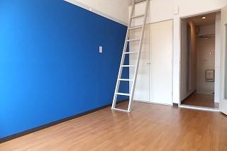 �y���ԁE���r���O�z�@