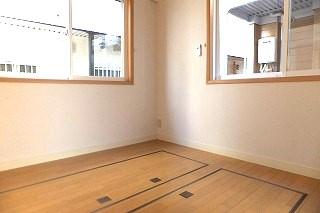 �y�����E���r���O�z�@���m��5.9����