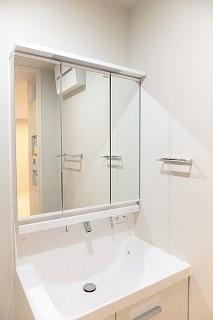 �y���ʏ��z�@���V�����[�t�����ʉ��ϑ䁙