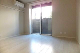 �y�����E���r���O�z�@���傫��L���o���R�j�[�ɖʂ��Ă��܂����@��2LDK�^�C�v�̎ʐ^