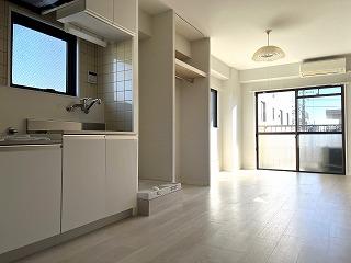 �y���ԁE���r���O�z�@���S��������E�z������ǍD�ł���