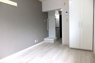 �y���ԁE���r���O�z�@