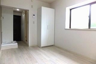 �y���ԁE���r���O�z�@