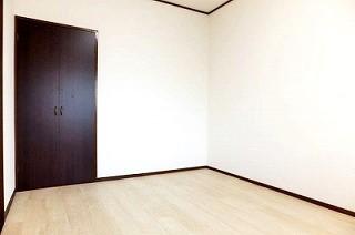 �y�����E���r���O�z�@