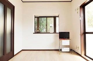 �y�����E���r���O�z�@