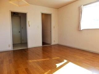 �y�����E���r���O�z�@