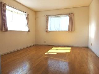 �y�����E���r���O�z�@��LDK10.4����