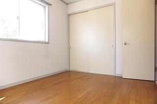 �y�����E���r���O�z�@