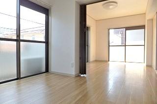 �y���ԁE���r���O�z�@���m��4����