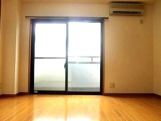 �y���ԁE���r���O�z�@��2�ʍ̌���