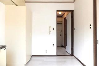 �y���ԁE���r���O�z�@