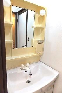 �y���ʏ��z�@�����ʏ��͓Ɨ����Ă��܂���