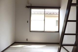 �y�����E���r���O�z�@