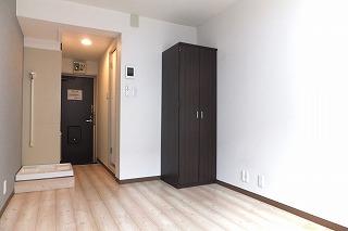 �y�����E���r���O�z�@