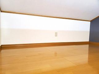 �y���[�z�@��2�K�̓��t�g�t����