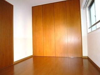 �y�����E���r���O�z�@