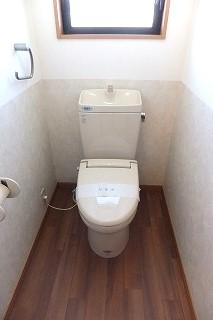 �y�g�C���z�@��2�K�ɂ��g�C���L�@�������@�\�t���ł����@��A�����̎ʐ^�ł�