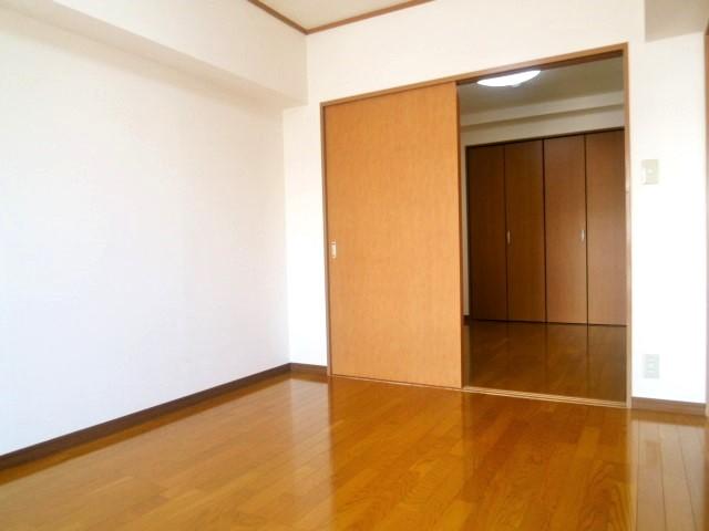 �y�����E���r���O�z�@���m��6����