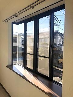 �y�����E���r���O�z�@���o������܂��� 2�ʍ̌��Ŗ��邢������