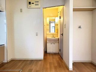 �y���ԁE���r���O�z�@���t�@�~���[�E�J�b�v���E���[���V�F�A���ɂ��X�X���I��