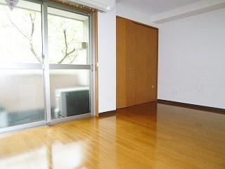 �y���ԁE���r���O�z�@���m��7����