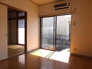 �y���ԁE���r���O�z�@���z������ǍD�ł���