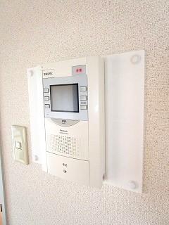 �y���̑��ݔ��z�@�����j�^�[�t�C���^�[�z���ݒu�ρ�