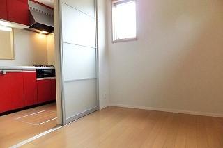 �y�����E���r���O�z�@