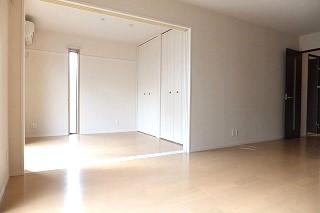 �y�����E���r���O�z�@���t�@�~���[�E�J�b�v���E���[���V�F�A���ɂ��X�X���I��