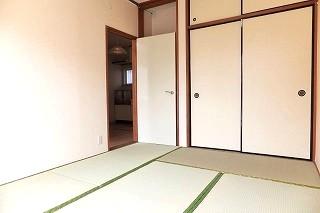 �y�����E���r���O�z�@